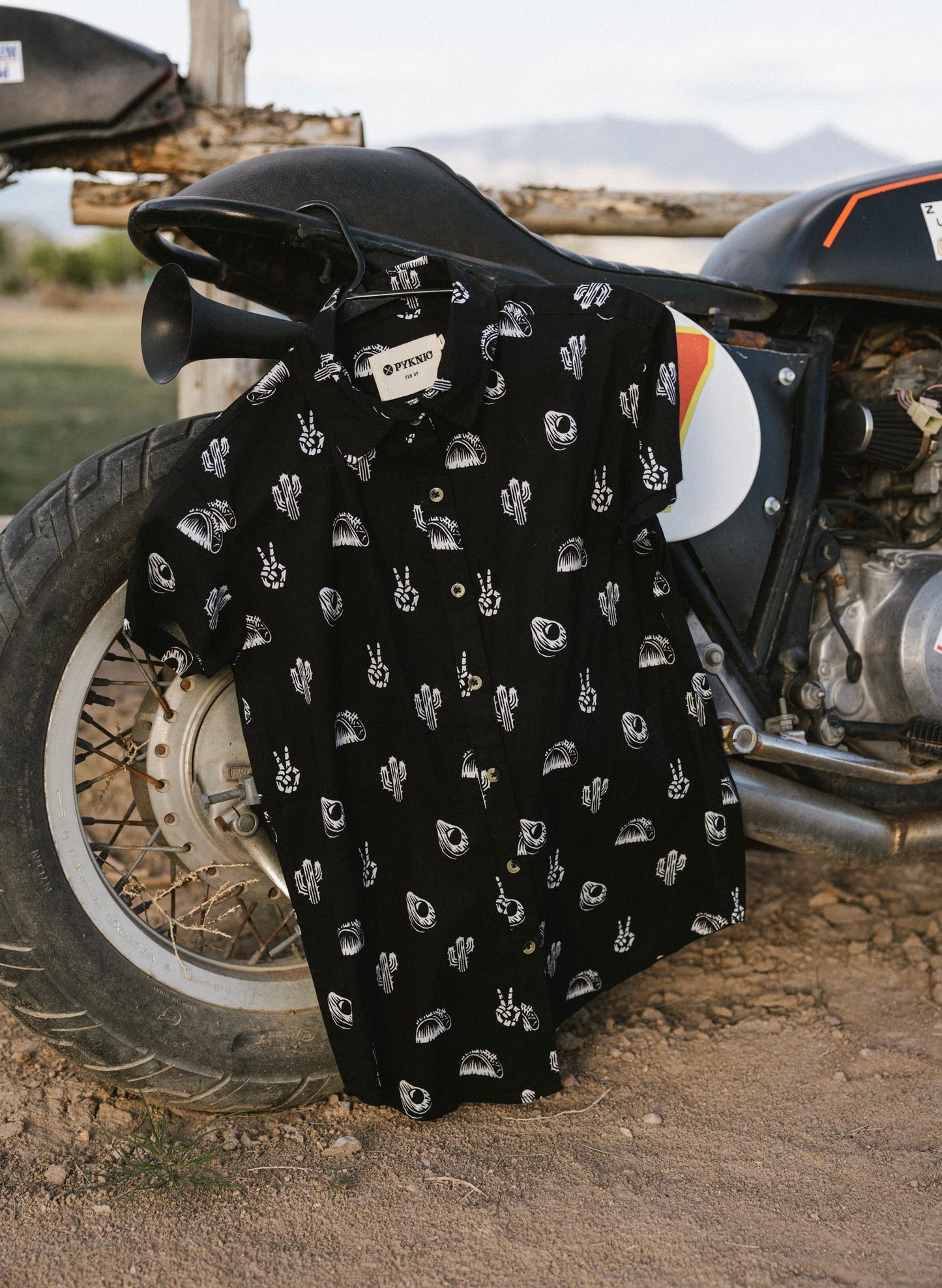 No Problemo Button-Up