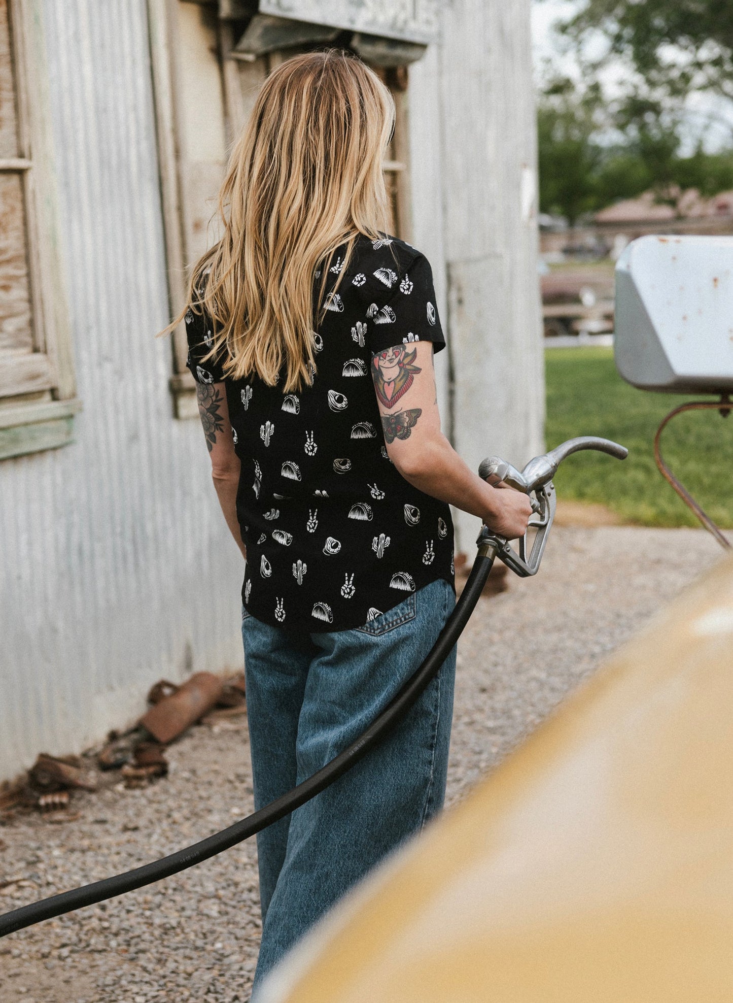 No Problemo Button-Up